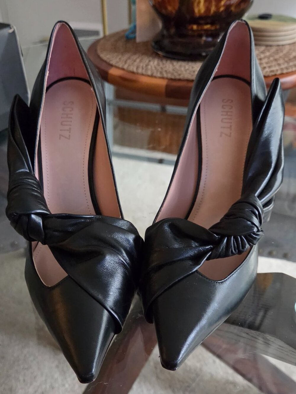 SCHUTZ black leather pumps